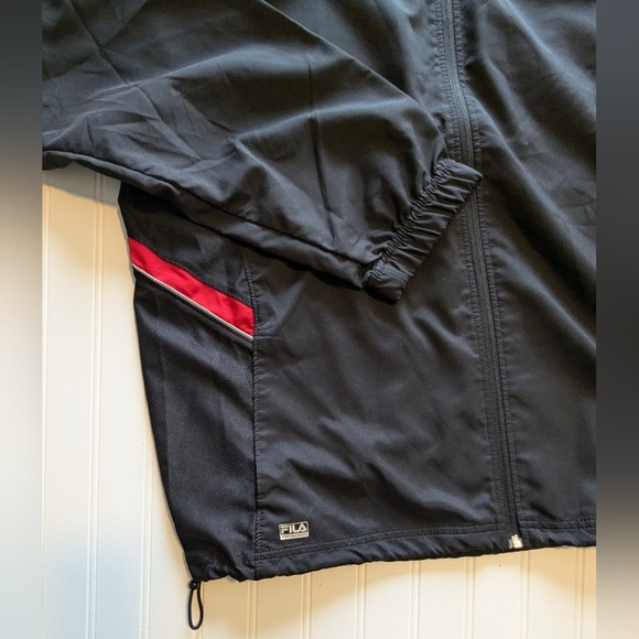 Fila Windbreaker Jacket Sport Men's XL Black Front Zip Drawstring Hem - Picture 3 of 9